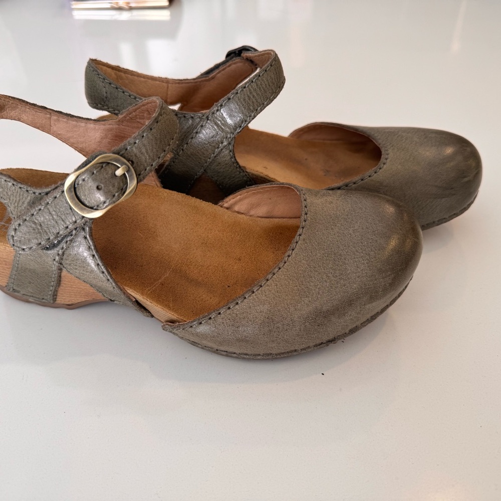 Dansko Women's Mary Jane Heels